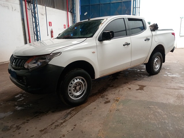 MMC L200 TRITON SPORT GLS 2.4 ANO 2021/2022