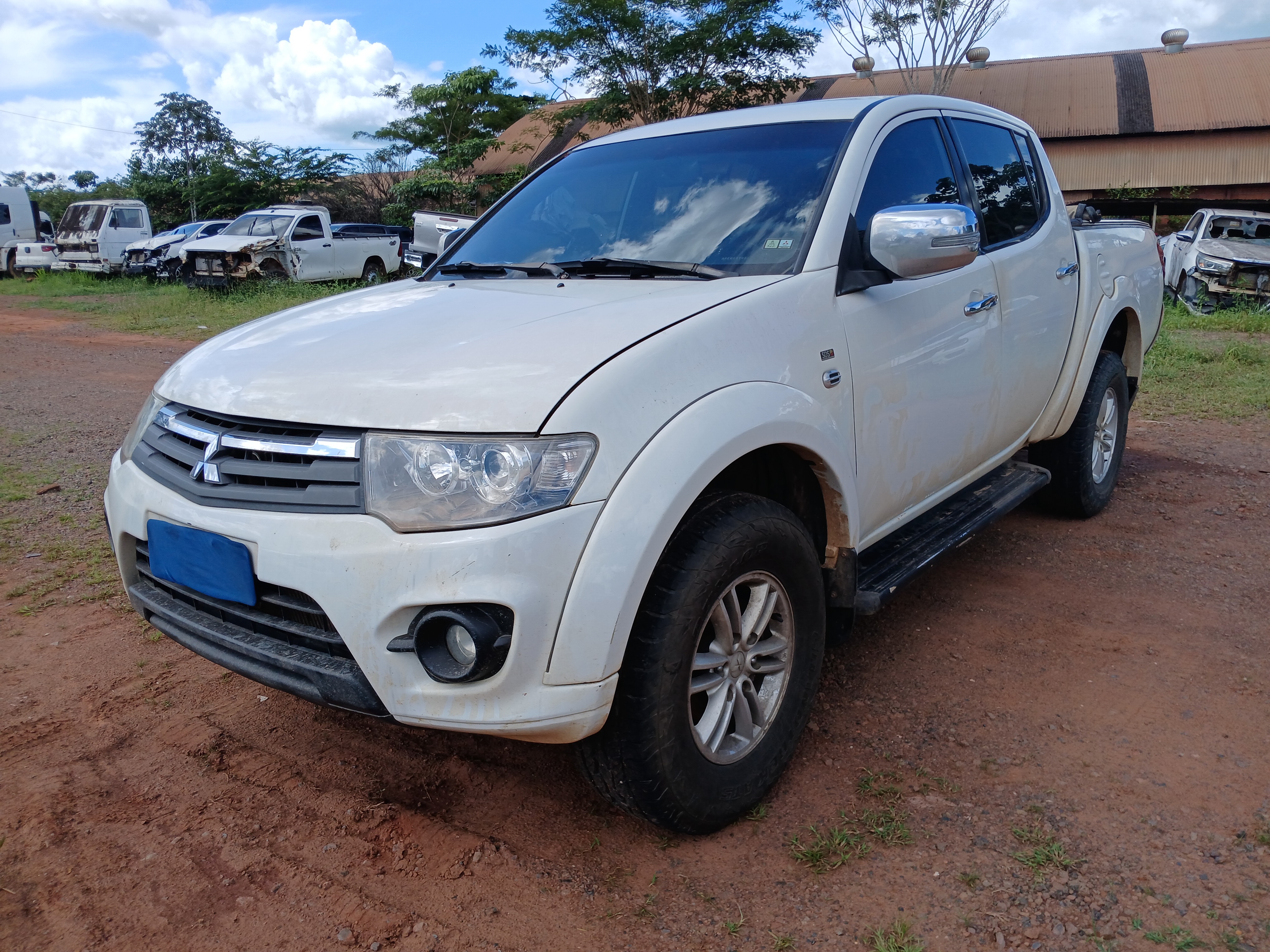 MMC L200 TRITON 3.2 HPE D ANO 2014/2015