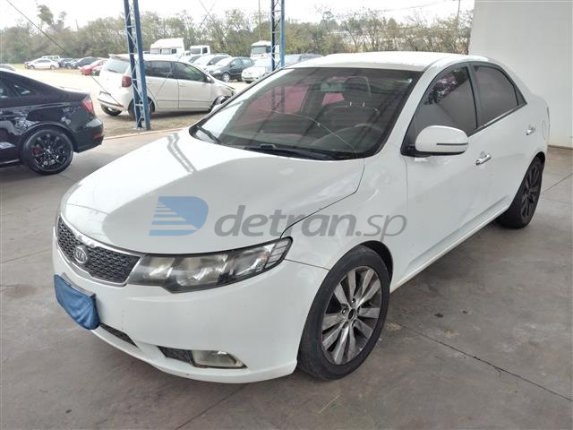 CERATO SX3 1.6 ATNB ANO 2011/2012