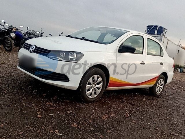 VOYAGE TL 1.6 MB S ANO 2015/2015